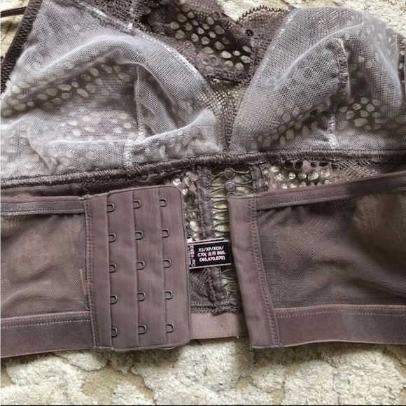 Victoria Secret Lingerie Set - Picture 6 of 6